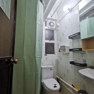 油麻地金堂大厦高层单人间6号房，限女生，油麻地站步行4分，城大浸会4站地铁，油麻地极高性价比生活圈