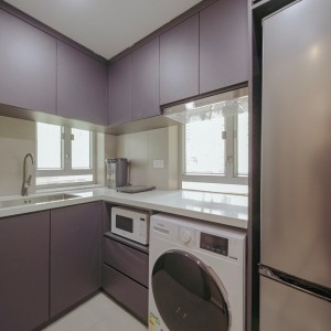 港岛德辅道西228号学生公寓小型单人间，港大认可校外宿舍，西营盘地铁站步行1分，港大步行13分，六室双卫套间可租期10个月
