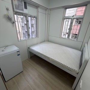 北角大兴大厦B室，带电梯干湿分离卫浴，近北角地铁站，港大通勤全程25分钟