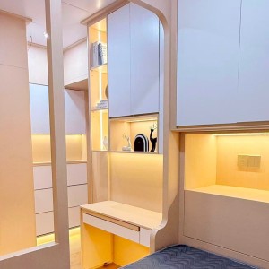 北角马宝道2e室A房studio-港大25分通勤，港铁北角站步行1分，周边超多巴士站