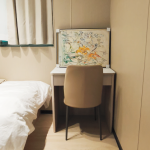 旺角MK76学生公寓开放式studio，旺角站步行190米，城大浸会地铁7分，中大地铁24分，干湿分离卫浴装修豪华