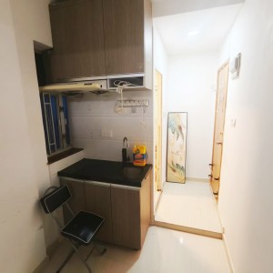 佐敦文苑楼9B房B室，不到8k畅享一室一厅宽阔空间，柯士甸步行4分，佐敦站步行6分，都会大学通勤15分