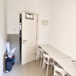 红磡蕪湖街153号一室一厅A室，理工步行600米即达，都会大学步行900米，红磡何文田黄埔三站环绕