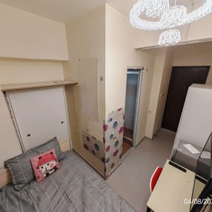 港岛轩尼诗大厦M室3号房studio，铜锣湾站几乎就在楼下，港大通勤15分，楼下就是湾仔核心商圈，工作生活好选择