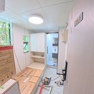 港岛皇后大道西精装独卫4号房studio，纯步行15分钟至港大，步行四分钟到西营盘地铁口，10分钟通勤港大