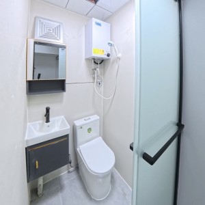港岛皇后大道西精装独卫3号房studio，纯步行15分钟至港大，步行四分钟到西营盘地铁口，10分钟通勤港大