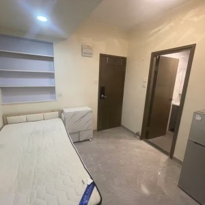 尖沙咀弥敦道华润大厦A3室1号房，独卫干湿分离，步行1分钟至尖沙咀地铁站，8分钟通勤港理工，城大/浸会地铁全程22分钟