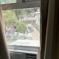 上环普庆坊4楼两室一厅套房整租，推窗即看公园景，全新装修双卫套间，超大平米居住舒适