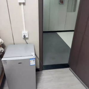 旺角道28号单人间N房，拎包入住，旺角站步行3分，旺角东步行4分，九龙4校15分钟通勤