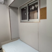 港岛皇后大道西精装独卫3号房studio，纯步行15分钟至港大，步行四分钟到西营盘地铁口，10分钟通勤港大
