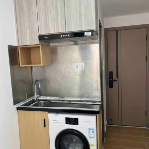 尖沙咀永乐大楼3号房/4号房studio，超大电梯洋房带独卫，有分体式空调，尖沙咀核心采买生活便利