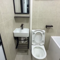 弥敦道喜利大厦C房studio，尖沙咀C2出口20米，尖东站6分，理工步行12分，快速通勤好选择