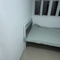弥敦道喜利大厦C房studio，尖沙咀C2出口20米，尖东站6分，理工步行12分，快速通勤好选择