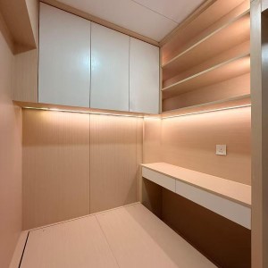 旺角新填地街223号A房独卫studio，日式木质装修超多柜子收纳，家具家电齐全，旺角站步行3分的黄金地段