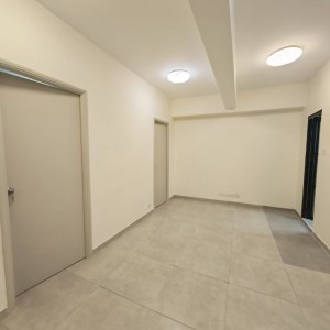 旺角西洋大厦两室一厅套房，九龙四校通勤20分钟内，下楼即享旺角繁华，室内空间超大最多可容纳3-4名学生