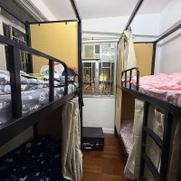 港岛北角马宝道康乐大厦男生公寓，步行1分钟至北角站，生活配套齐全事宜居住