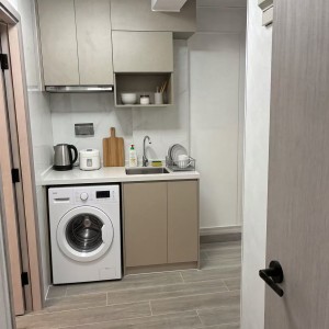 中西区李宝龙路如意大楼三室双卫大客厅studio，步行4分钟至坚尼地城站，港岛线通勤便利，港大通勤8分钟