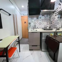 铜锣湾轩尼诗道海外大厦4楼B4室studio，带独卫，步行1分进铜锣湾站，楼下就有巴士大站，演艺学院2站可达，港大6站直通