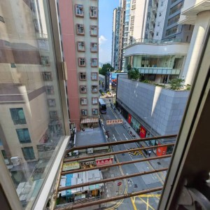 北角马宝大厦海景studio套房D室，北角站步行2分，港大25分钟，电梯家电齐全超宜居